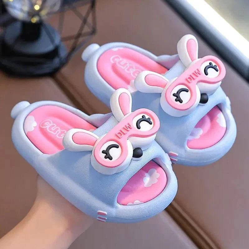 Chaussons Enfants Rigolo – Le Fun à Chaque Pas !