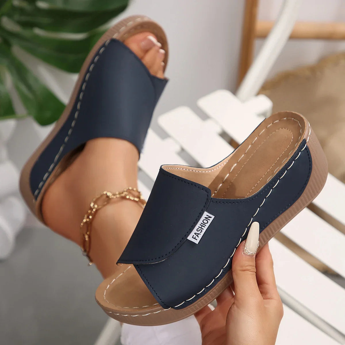 Chaussons Femme Élégance | Compensés en Cuir PU