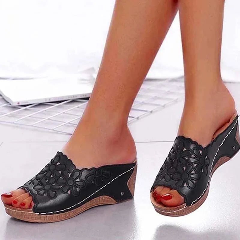 Chaussons Femme Élégance | Compensés