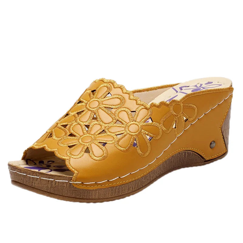 Chaussons Femme Élégance | Compensés
