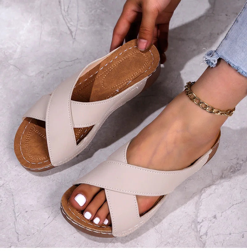 Chaussons Femme en Cuir PU Élégance
