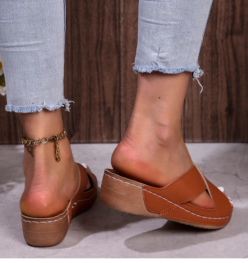 Chaussons Femme en Cuir PU Élégance