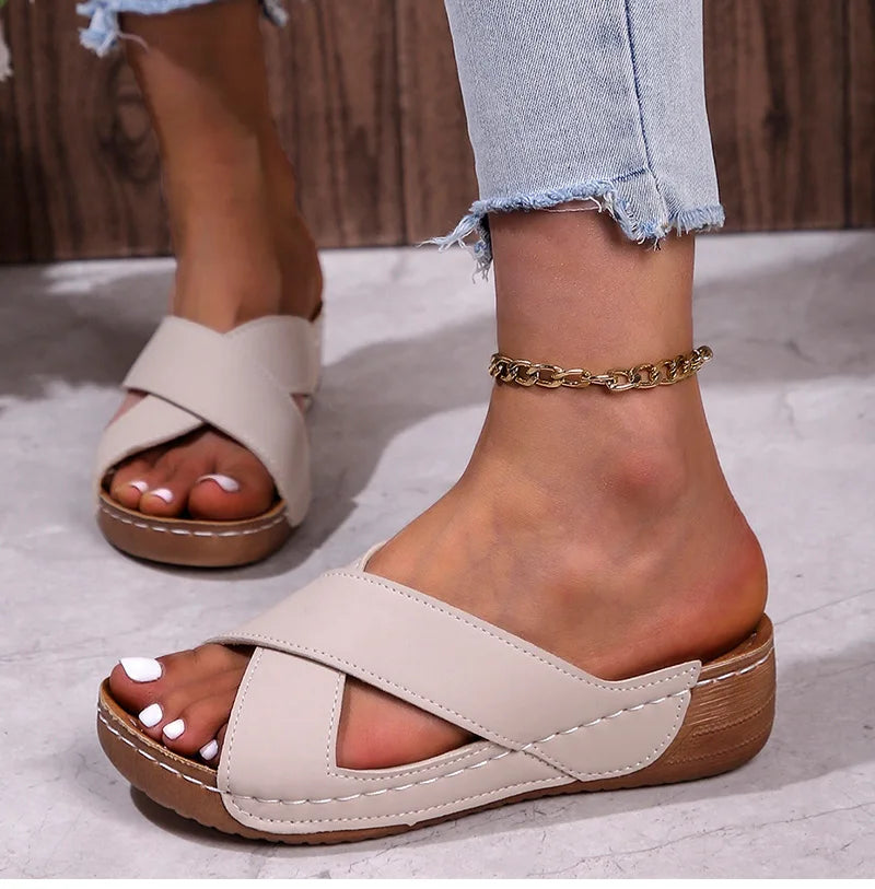 Chaussons Femme en Cuir PU Élégance