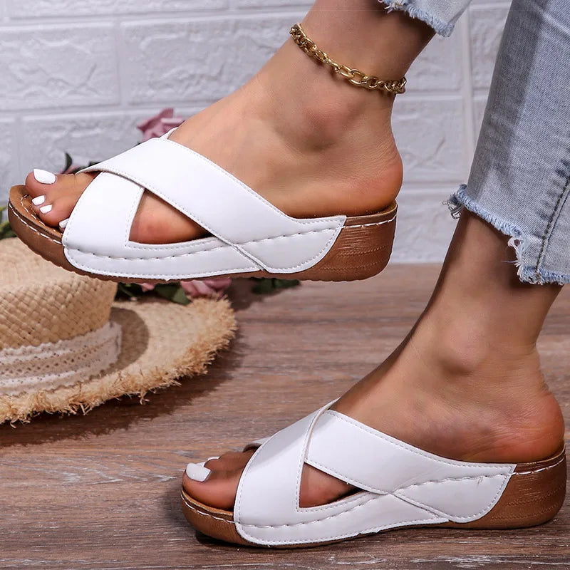 Chaussons Femme en Cuir PU Élégance