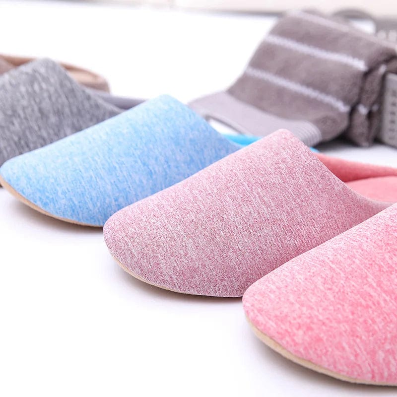 Chaussons Unisexes : Style et Confort pour Tous