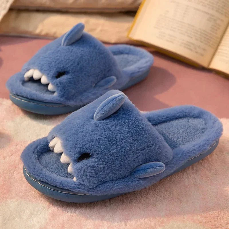 Chausson Requin Unisexe | Confort Marin pour Tous