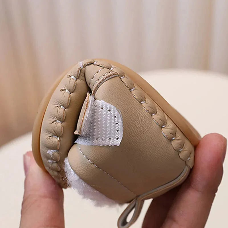 Chaussons Bébé en Cuir Doux & Élégants