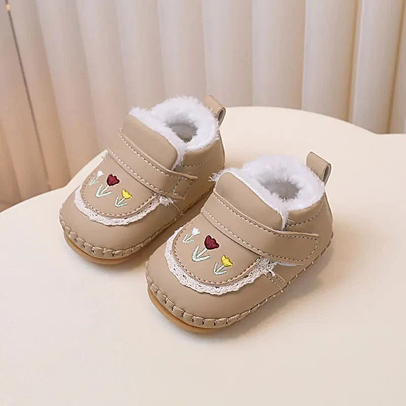 Chaussons Bébé en Cuir Doux & Élégants