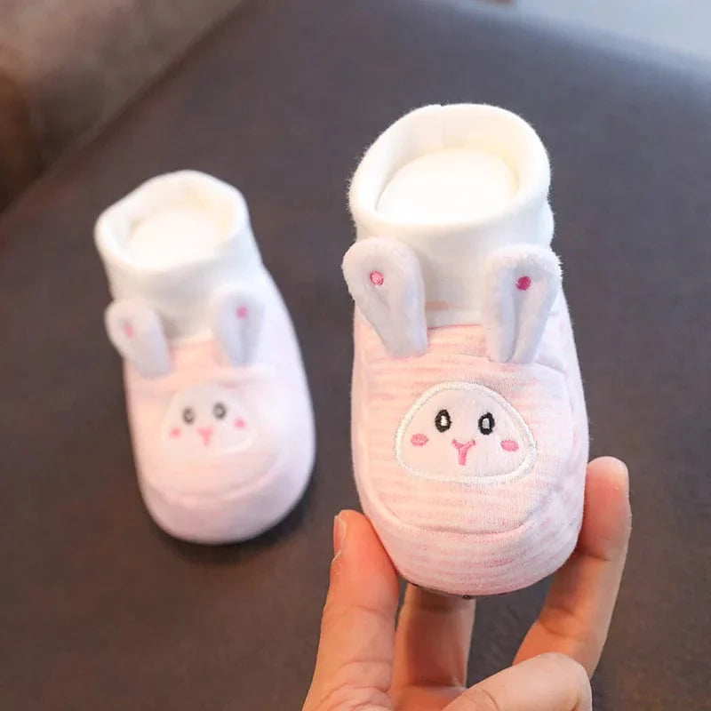 Chaussons Bébé: Premiers Pas avec Style