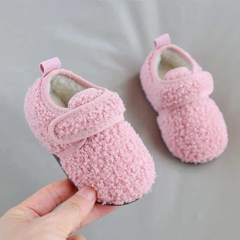 Moumoute Magic : Chaussons Bébés Douillets