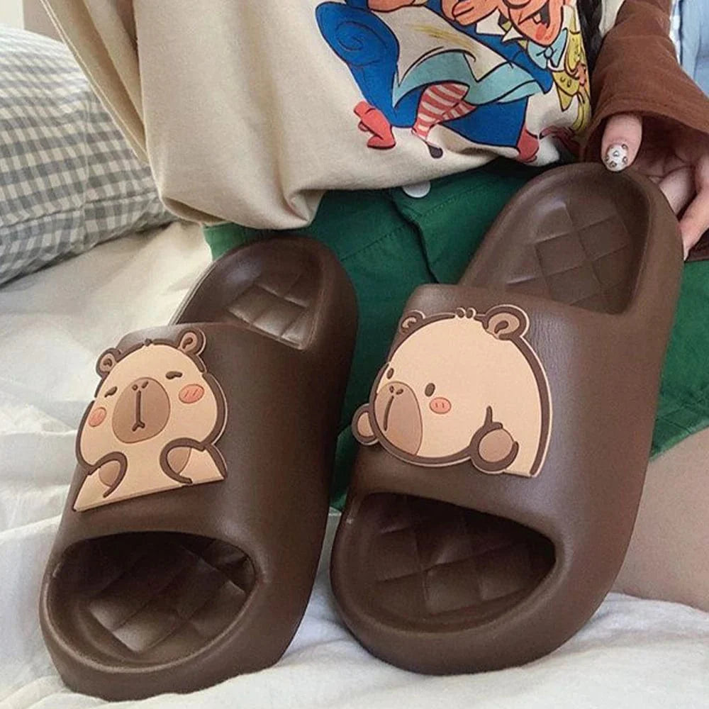 Pantoufles Capybara Chic