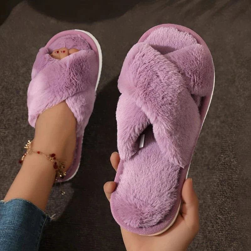 Chaussons d'hiver femme | Douceur croisée en peluche