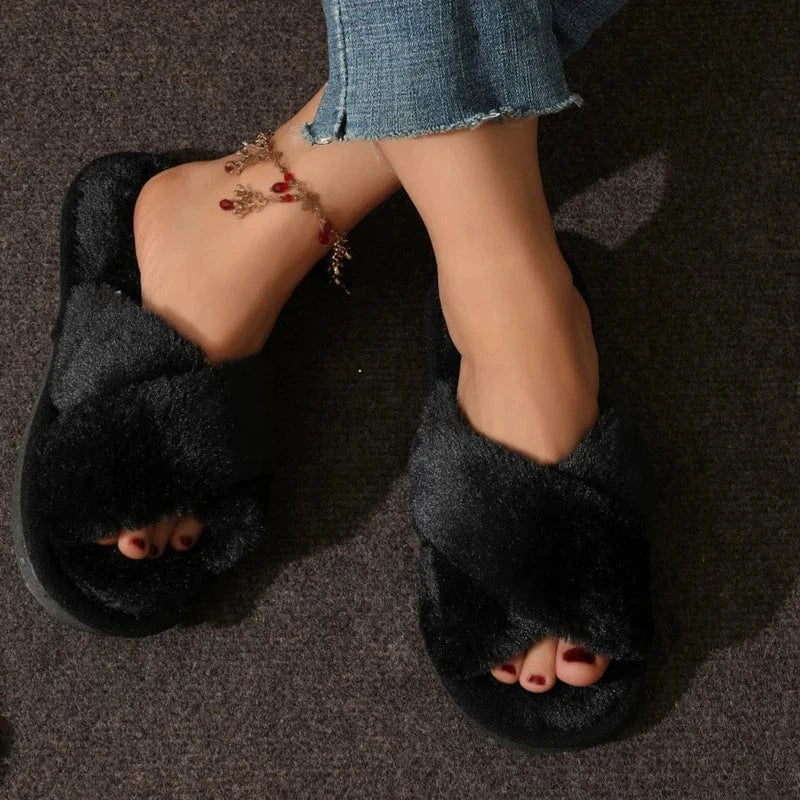 Chaussons d'hiver femme | Douceur croisée en peluche