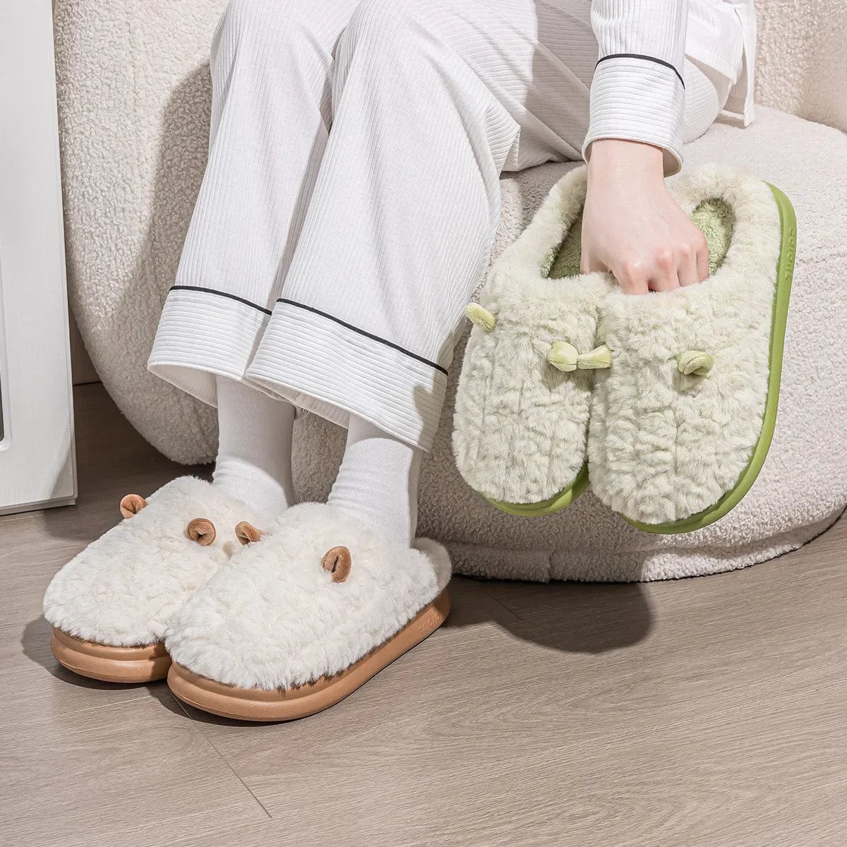 Pantoufle Animalière Oreilles Deluxe