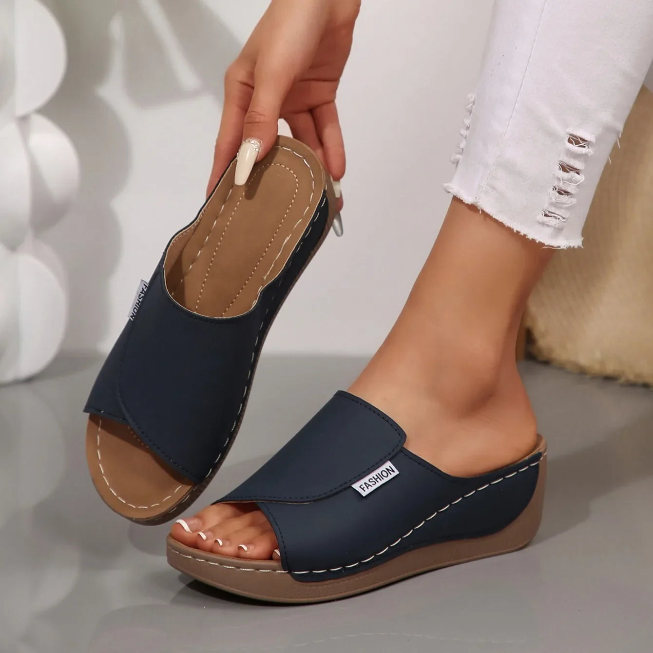 Chaussons Femme Élégance | Compensés en Cuir PU