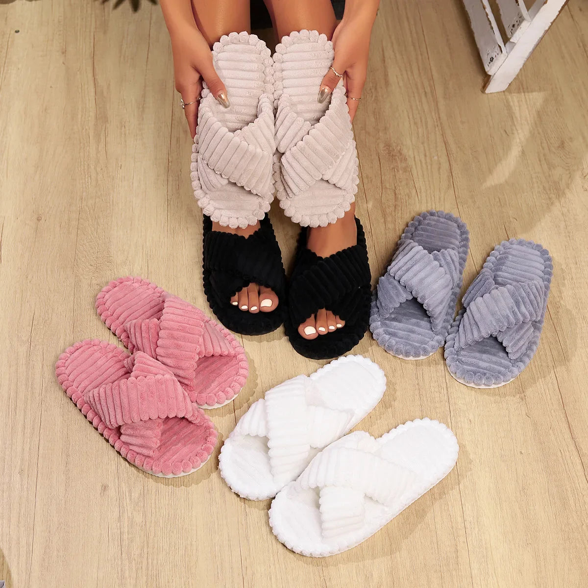Chaussons d'intérieur Femme | Été Élégance