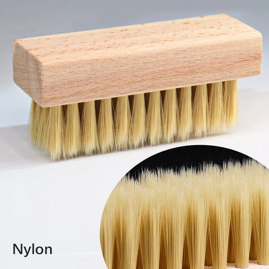Brosse à Chausson Éclatante